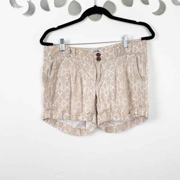 The North‎ Face Tan Shorts with White Aztec Print - Picture 1 of 6